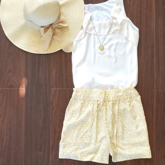 Banana Republic Pants - Banana Republic Shorts, Pull on with Drawstrings